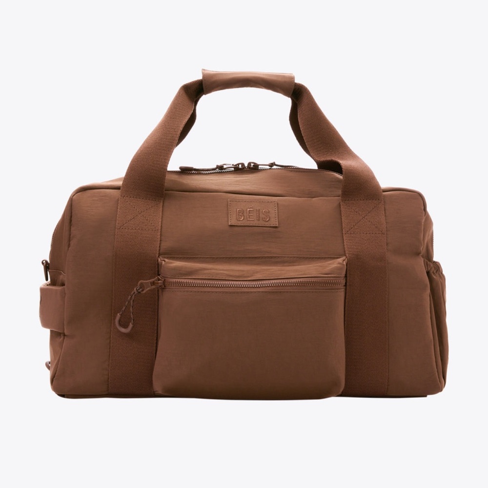 The Sport Duffle in Maple